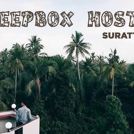 Sleepbox Hostel Suratthani Сурат-Тхані Екстер'єр фото