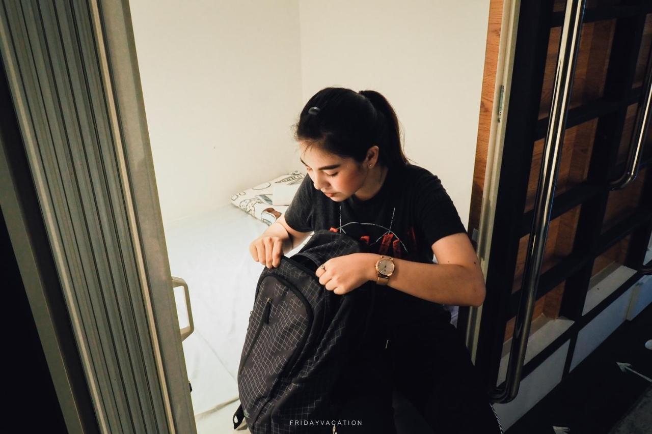 Sleepbox Hostel Suratthani Сурат-Тхані Екстер'єр фото