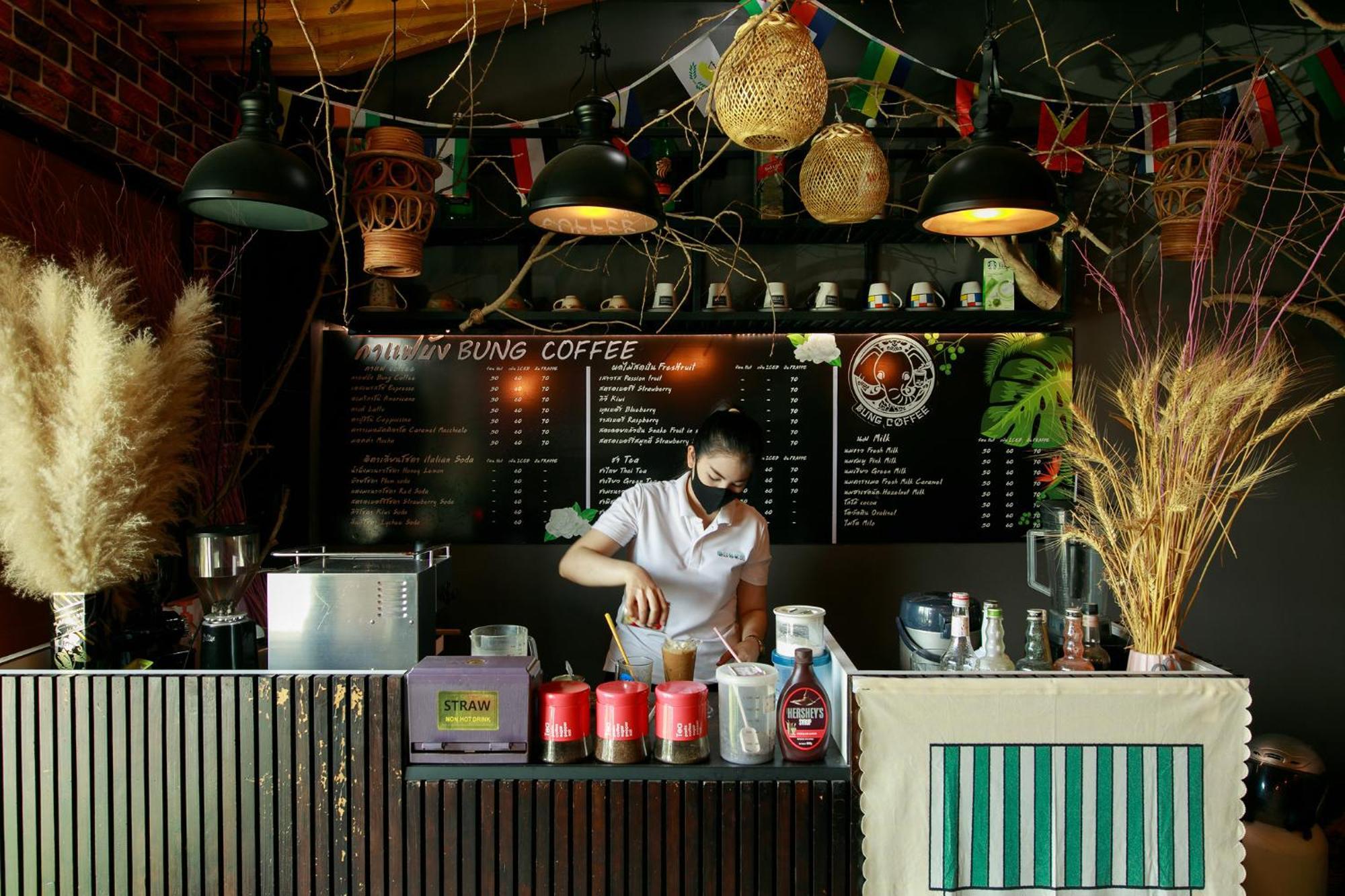 Sleepbox Hostel Suratthani Сурат-Тхані Екстер'єр фото