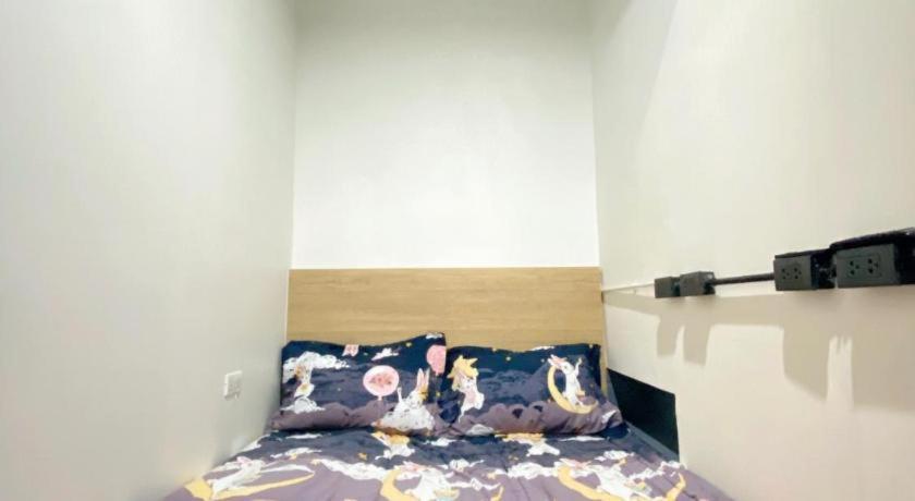 Sleepbox Hostel Suratthani Сурат-Тхані Екстер'єр фото