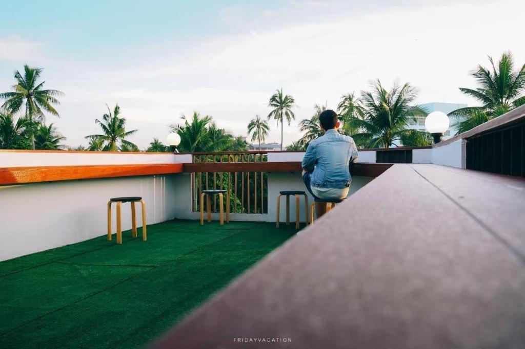 Sleepbox Hostel Suratthani Сурат-Тхані Екстер'єр фото
